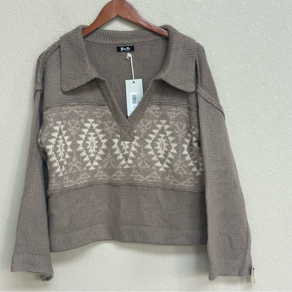 NWT Miss Me Women’s Sweater Small Beige Brown Collared Knit Pullover - Picture 1 of 6